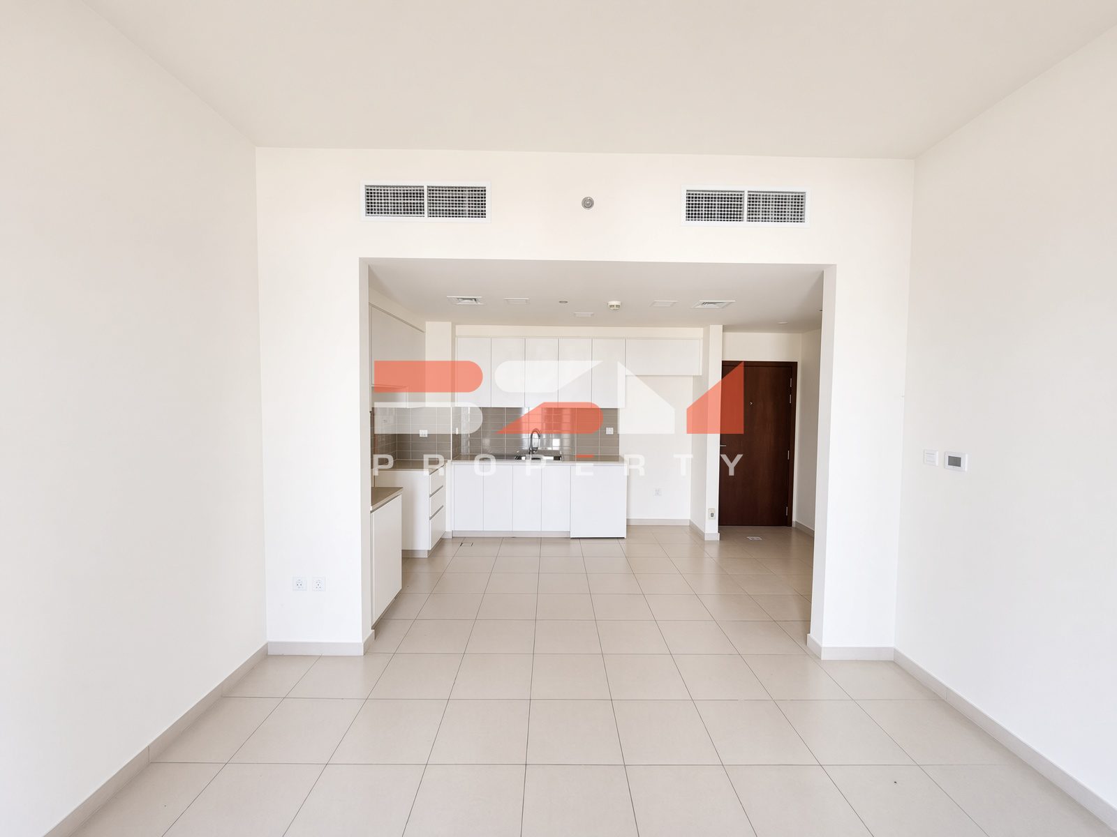 Hayat Boulevard 2A – HIGHER FLOOR | WELL MAINTAINED | READY TO MOVE IN