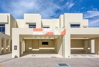 Landscaped Garden | Modern Townhouse | Single Row