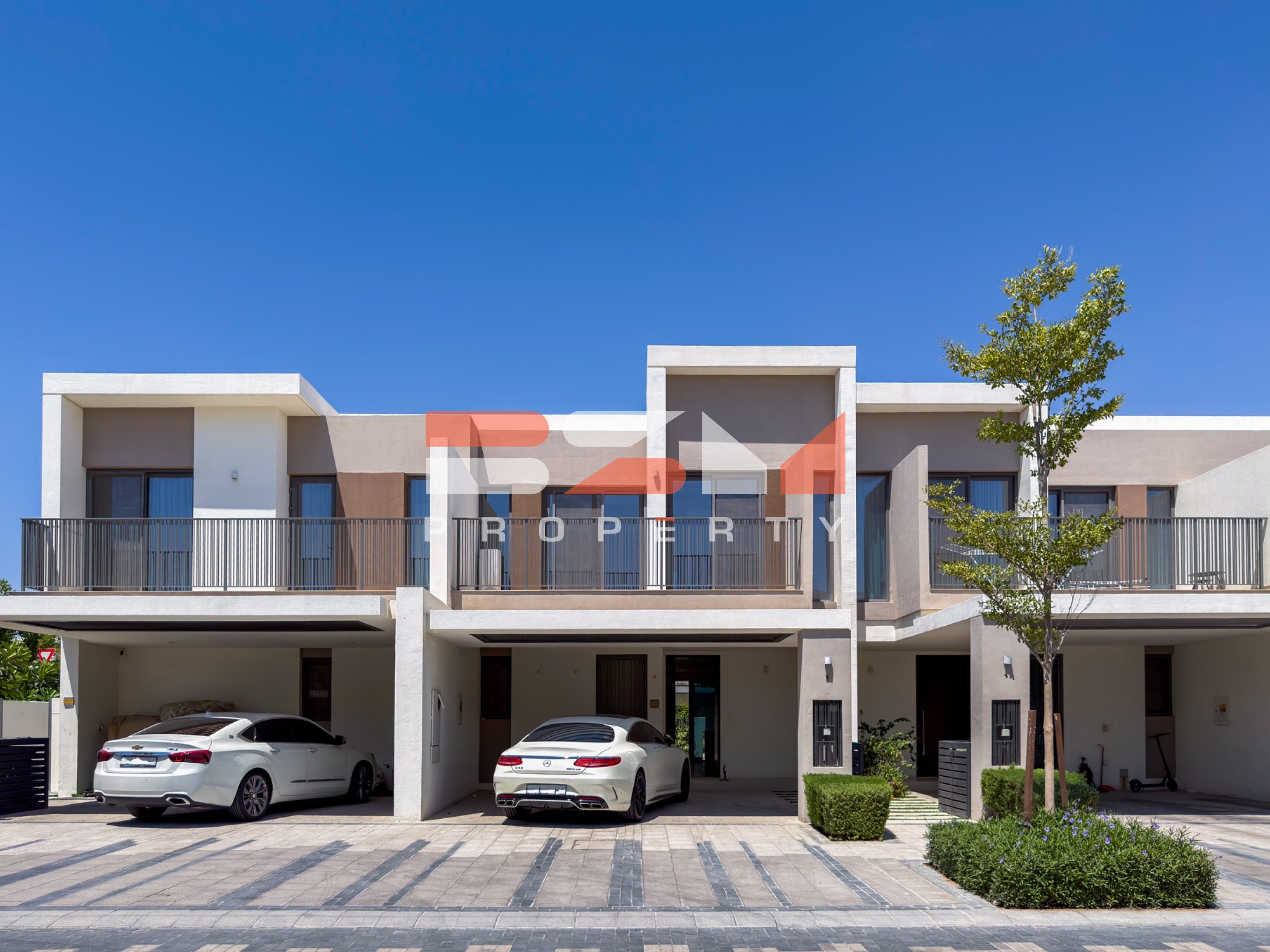 Available Now | 1 Cheque | Walk to Pool & Park