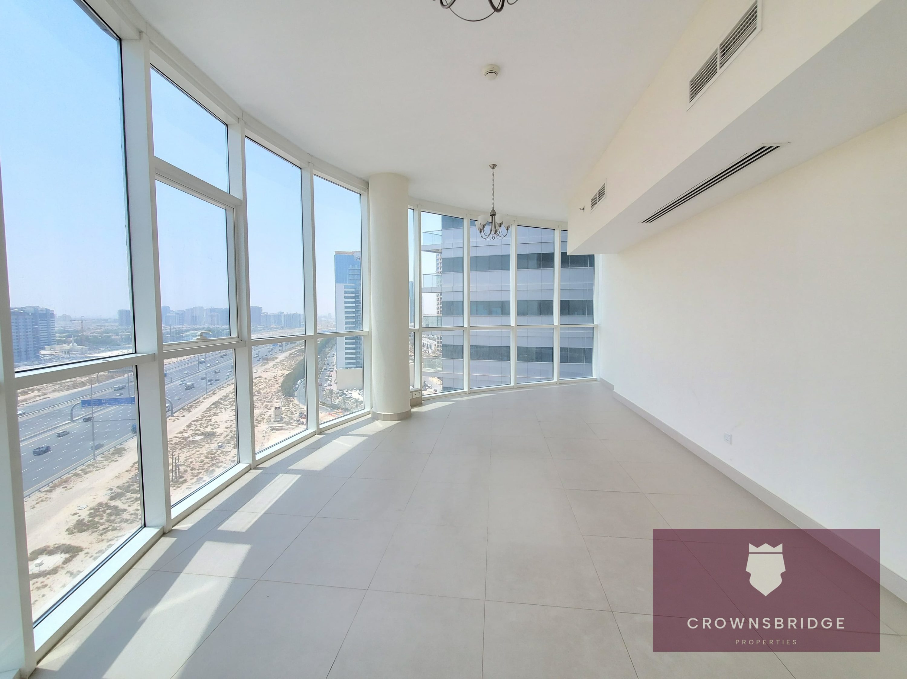 Chiller Free | 12 Cheques | Kitchen Equipped | Massive