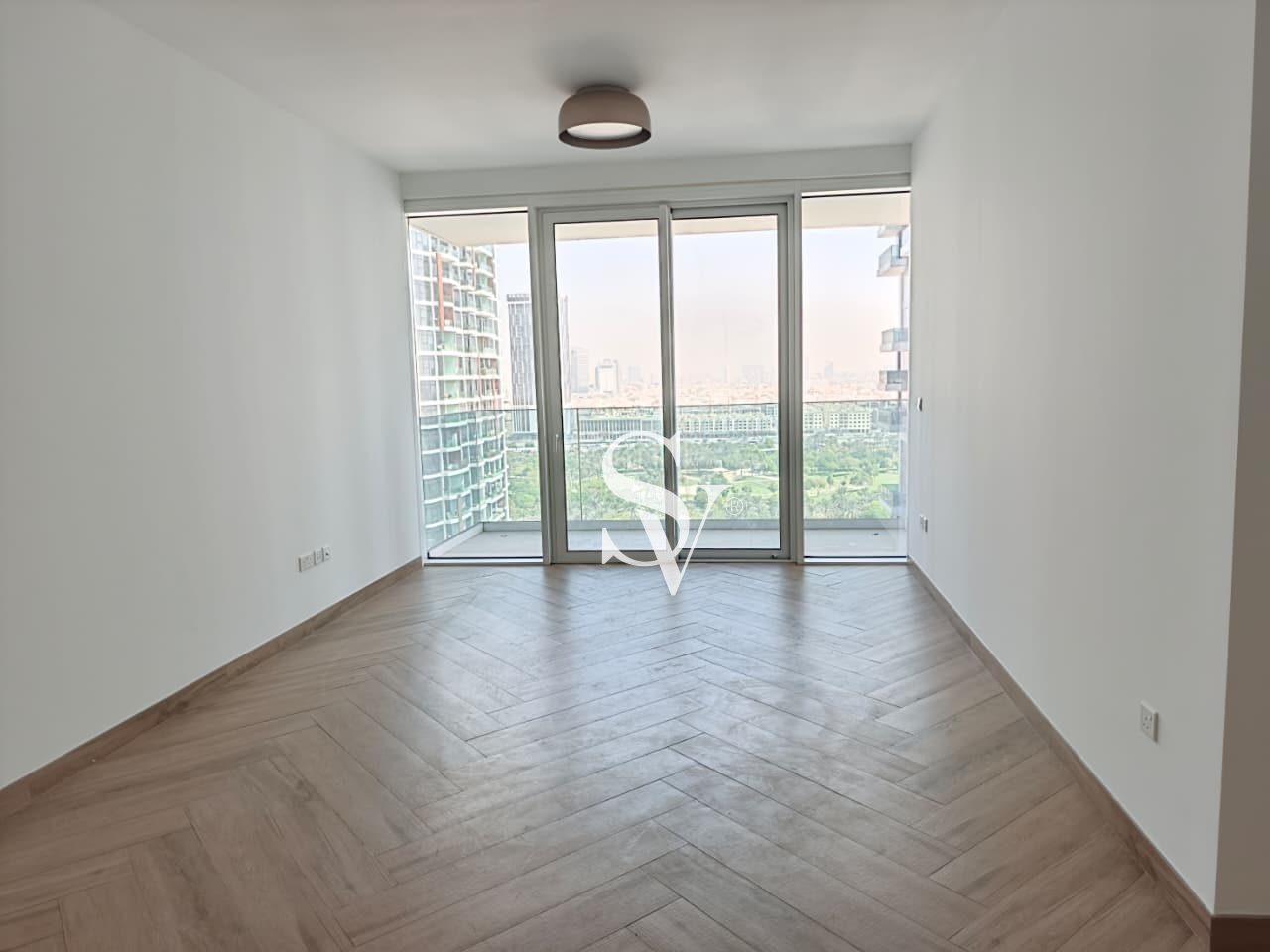 Park View | Near Metro | Ready To Move