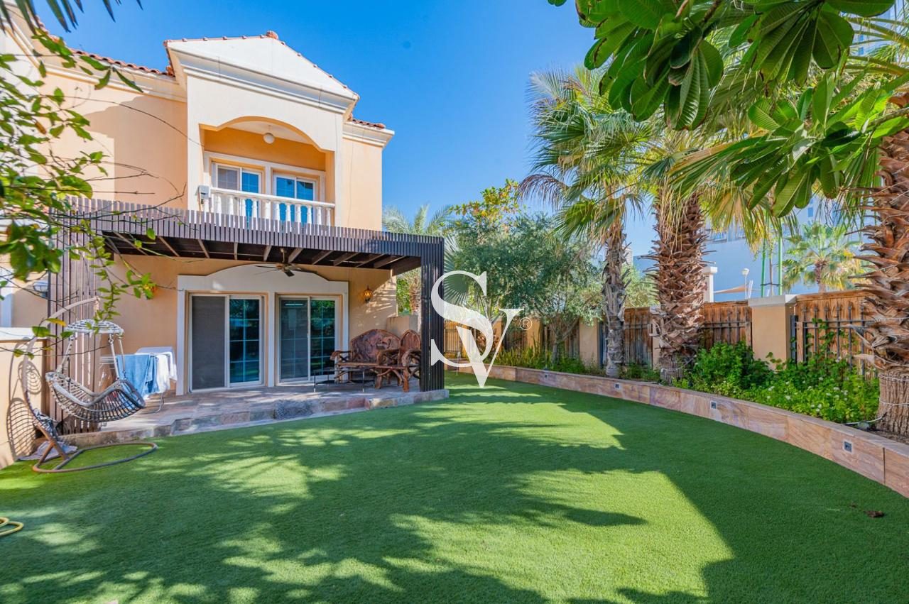 End Unit | Huge Garden | Opposite School