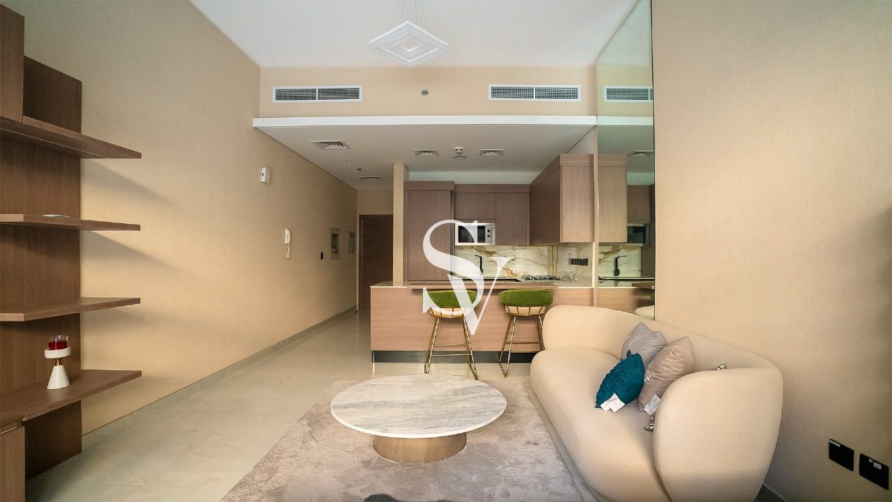 12 cheqs | Chiller Free | Furnished | Villa View