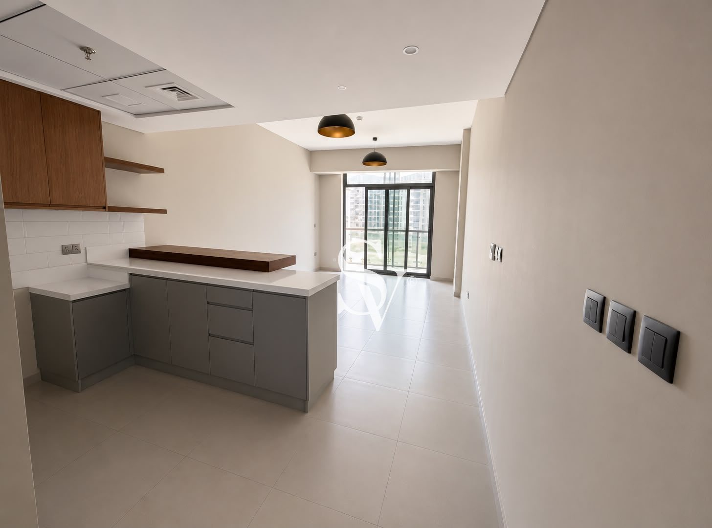 Spacious 2BR+Storage|Bright|Well Maintained| Ready