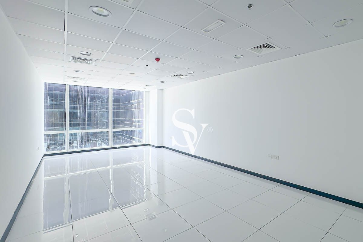 Open Layout | Mid Floor | Best for Startups