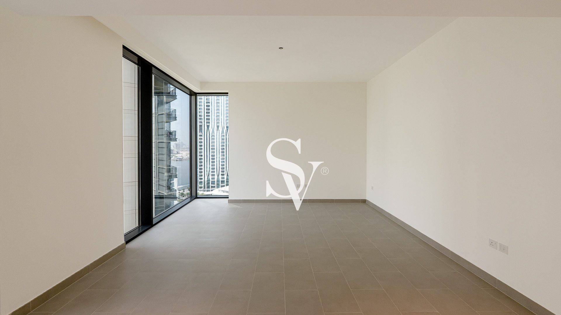 Park View | VOT | Corner Unit | Mid Floor | Bright