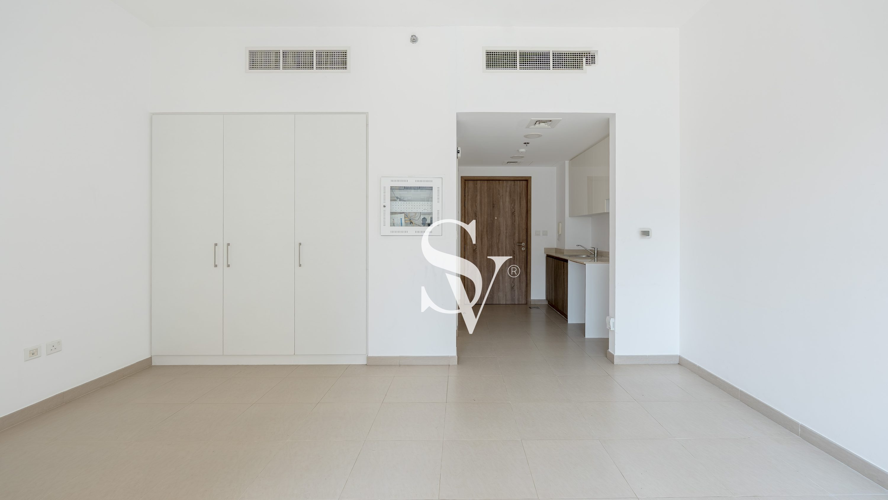 Ready to Move | Stylish Studio | Pool & Gym