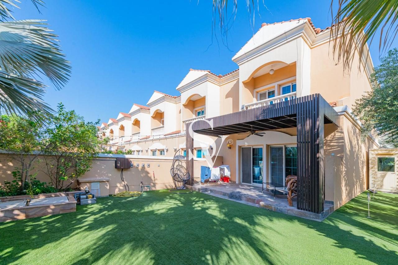 End Unit | Huge Garden | Opposite School