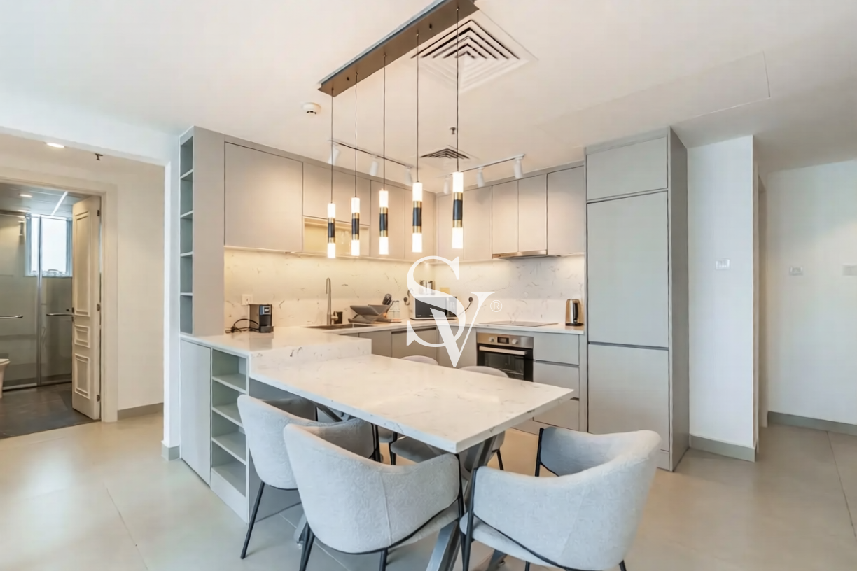 NEAR METRO | LUXURY FURNISHED | DISHWASHER