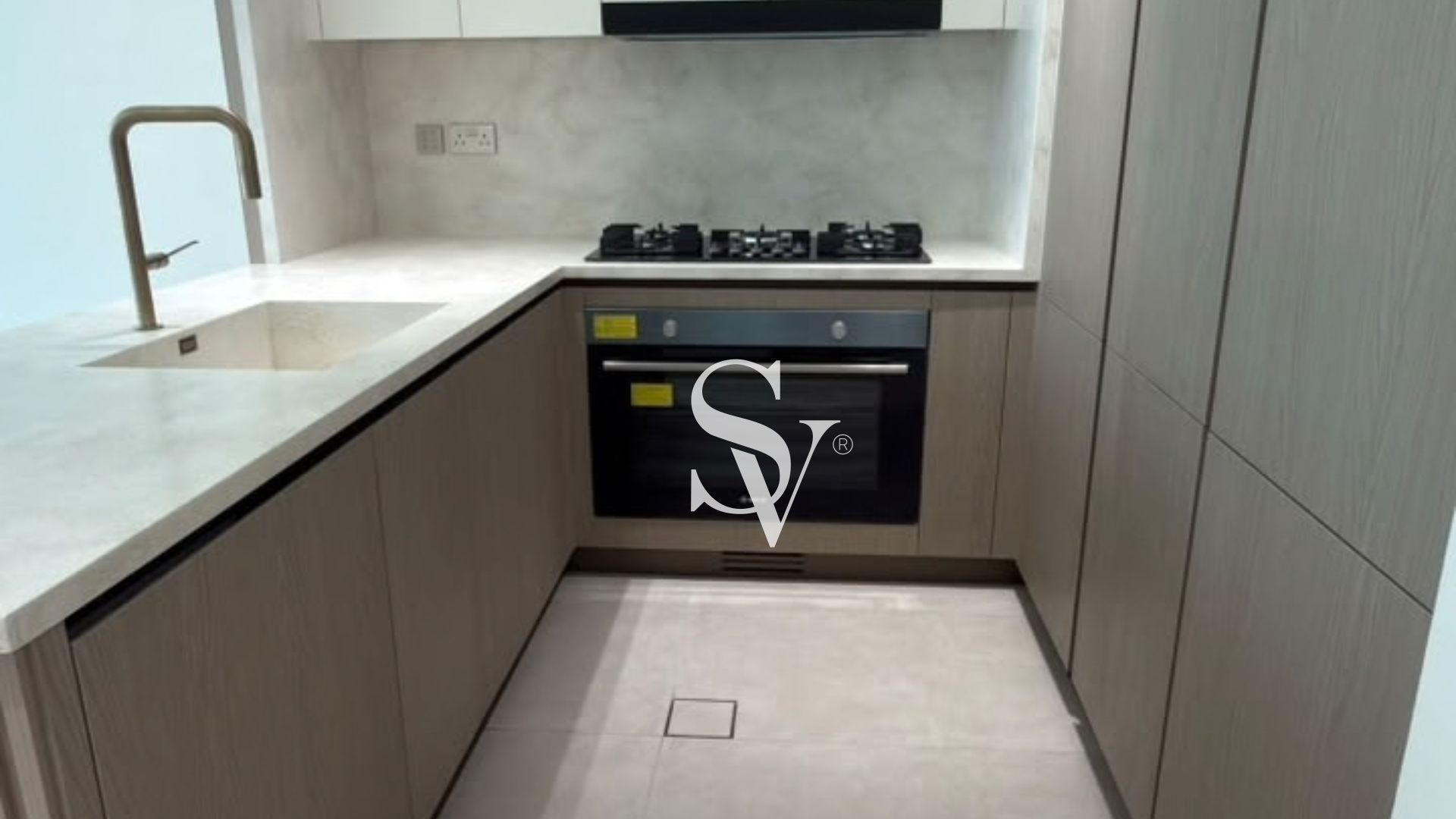 Brand-New Luxury 2BR | Mid-Floor | Vacant