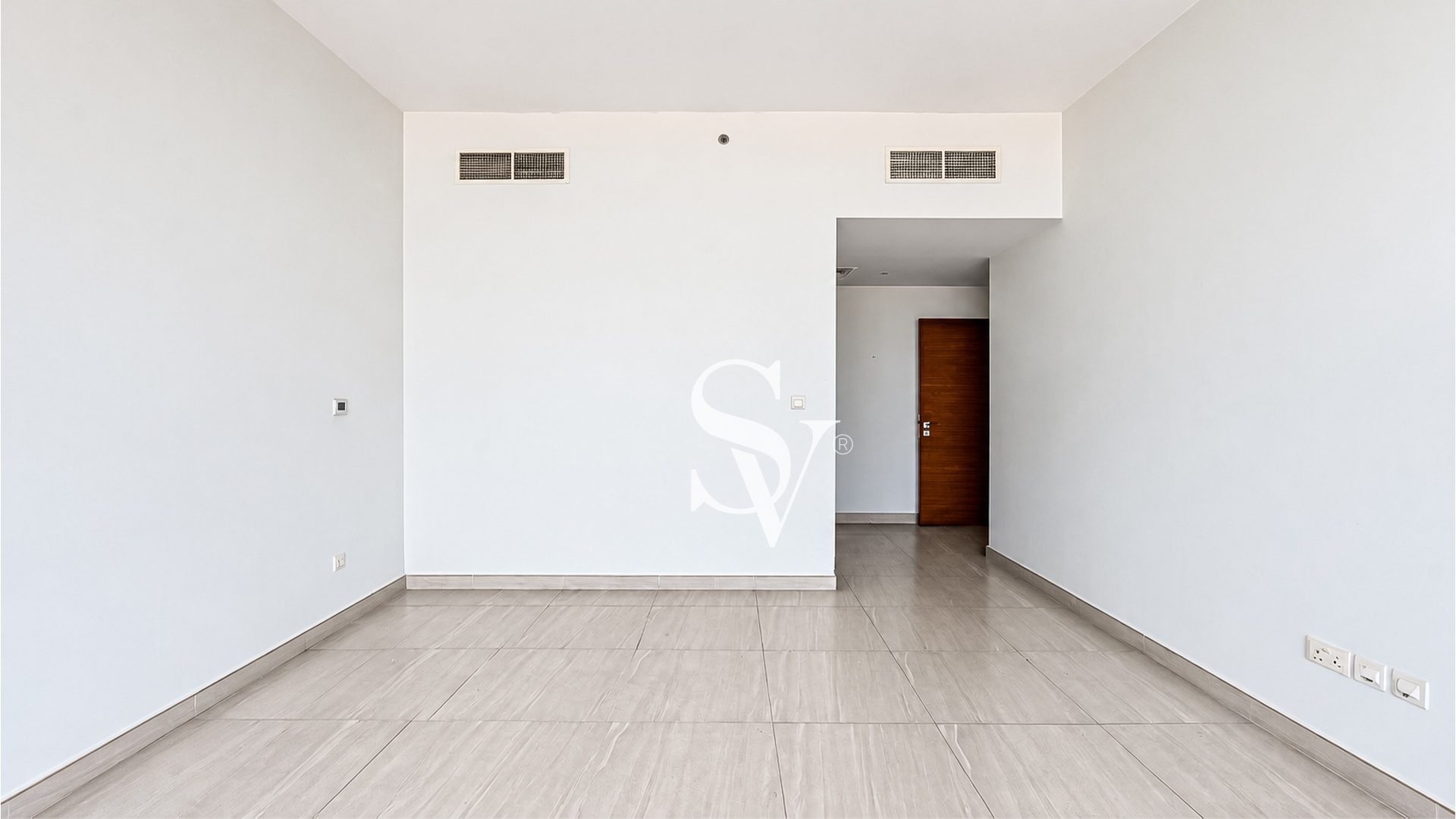 Vacant | High Floor | Sea View | Next to Metro