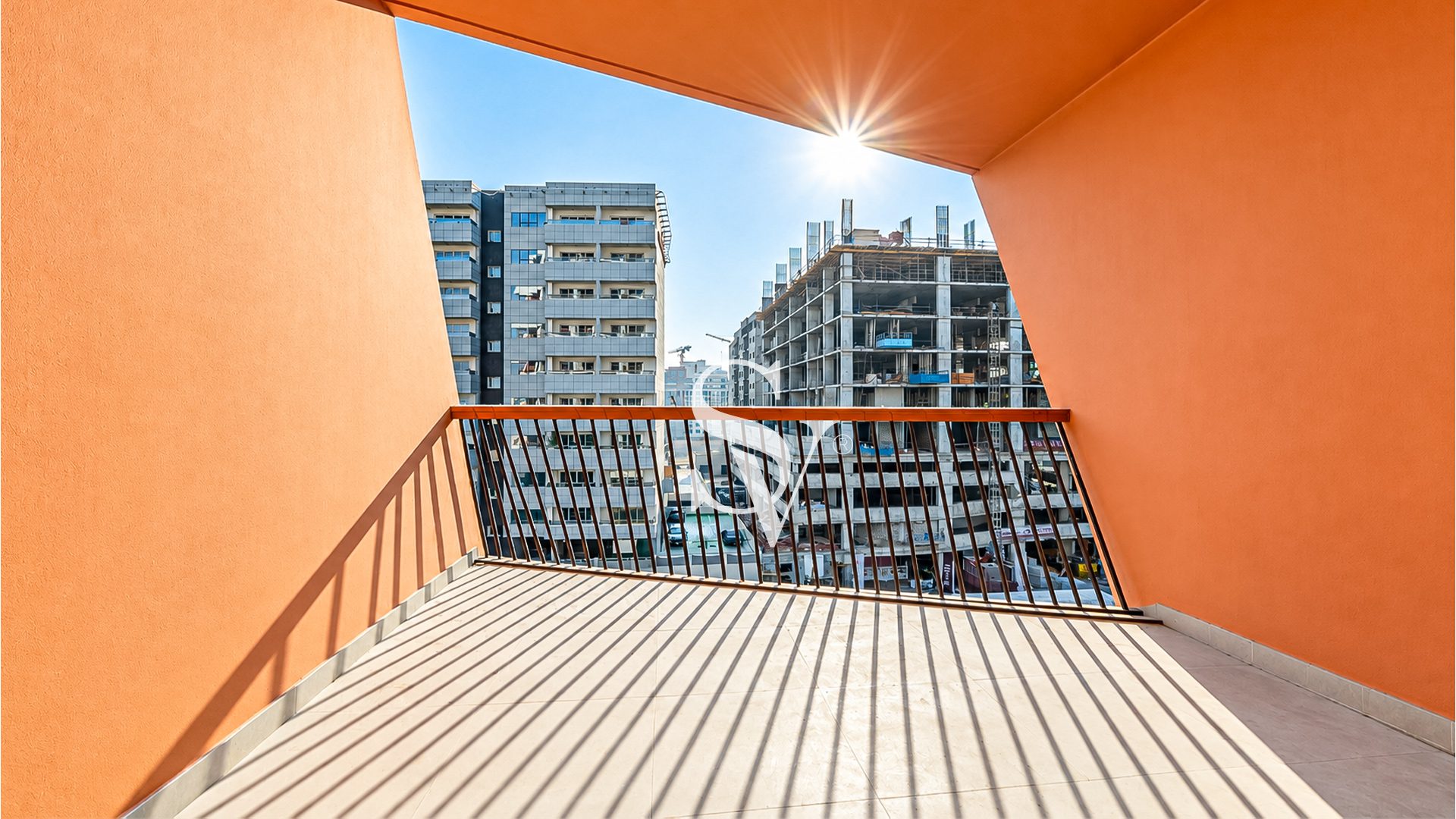 Fully Furnished | Upgraded | 1BR | Resale