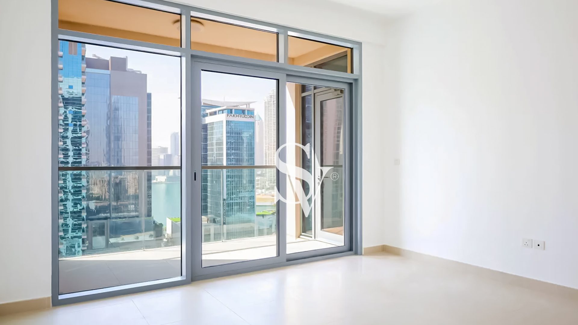 Large Layout | Closed Kitchen | Spacious 1BR